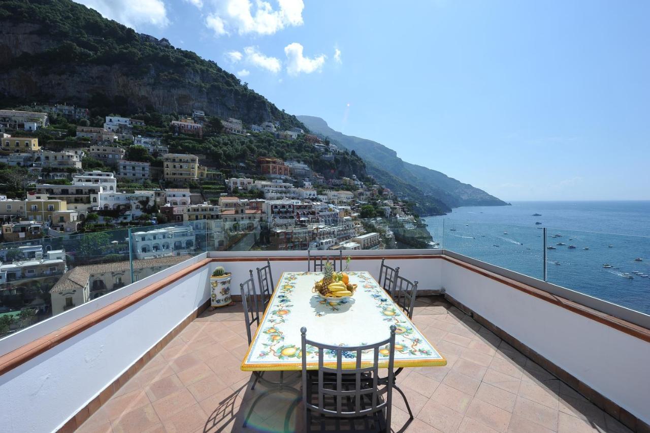 Casa Patty...Breath-Taking View! Lägenhet Positano Exteriör bild